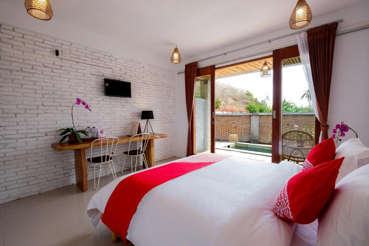 Oyo 1493 Surya Villa Селонґ-Беланак Екстер'єр фото